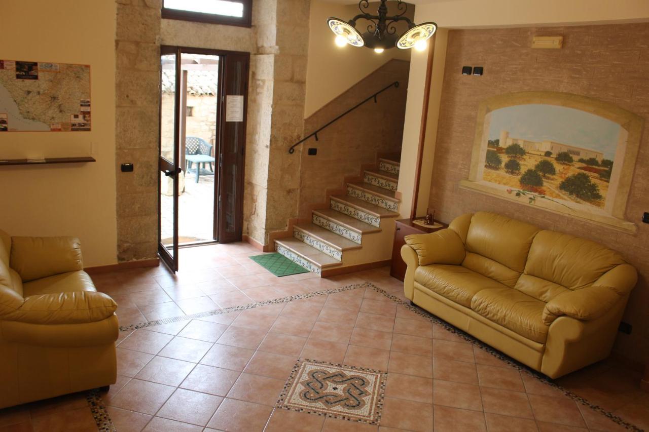 Agriturismo Tenuta Margitello Comiso Luaran gambar